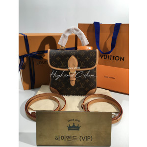 루이비통 다이앤 백팩 M29766